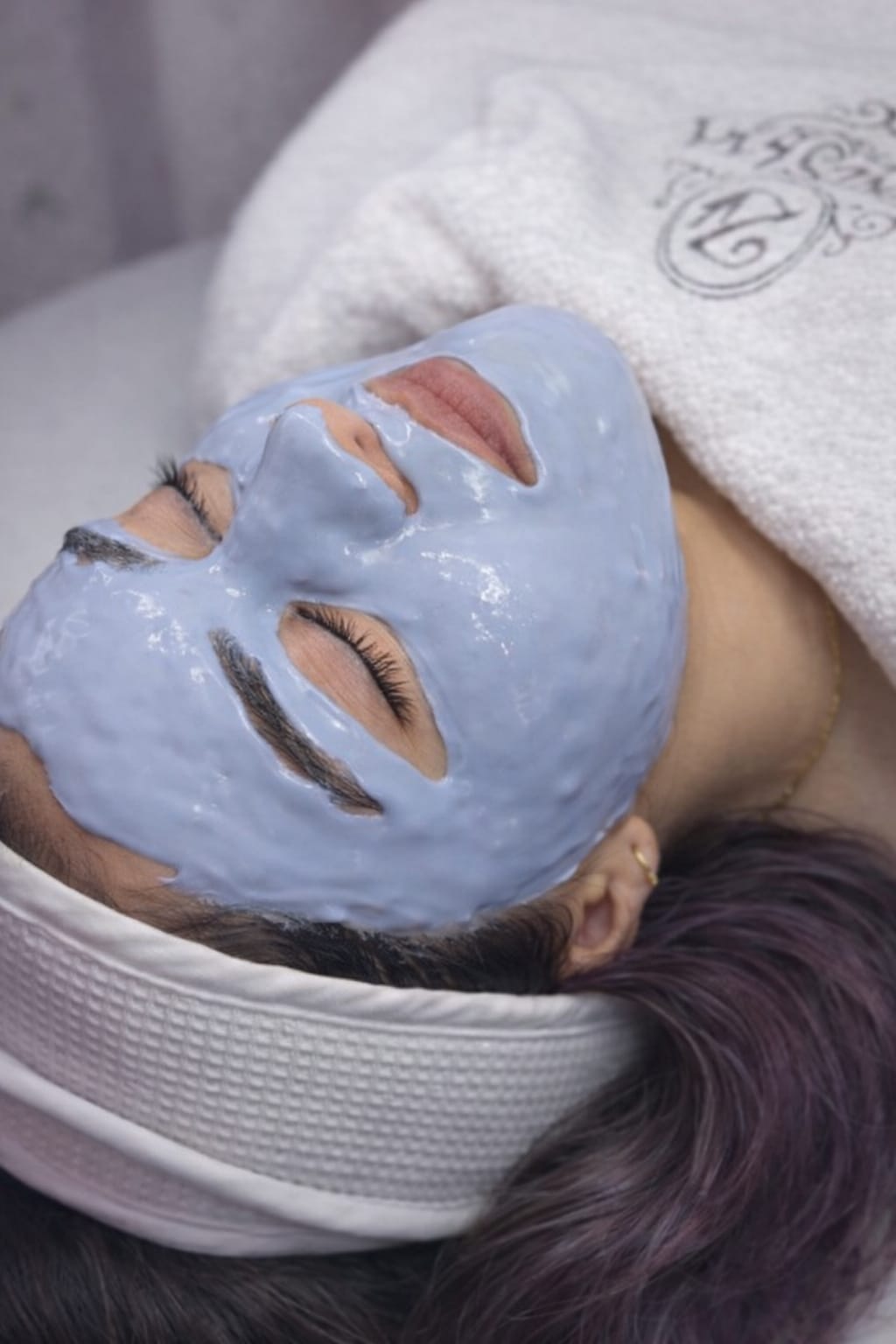 Soothing Pack Application After Hydra Facial